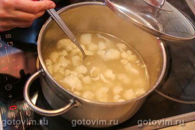 Куриный суп с цветной капустой и лапшой рамен, Шаг 03