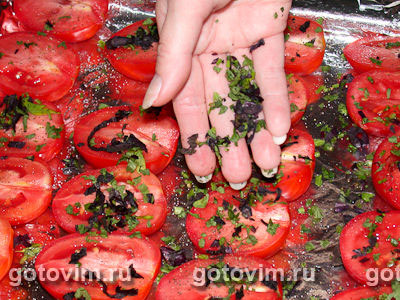 Сушеные помидоры с пряными травами в масле, Шаг 03