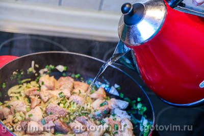 мясо с сельдереем рецепт тушеные. Смотреть фото мясо с сельдереем рецепт тушеные. Смотреть картинку мясо с сельдереем рецепт тушеные. Картинка про мясо с сельдереем рецепт тушеные. Фото мясо с сельдереем рецепт тушеные