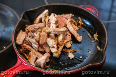 Свинина, жаренная с корейской морковью и кунжутом, Шаг 05