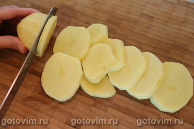 Свинина с картофелем и беконом на шпажках, запеченная в духовке, Шаг 04