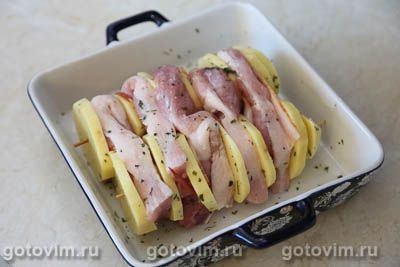 Свинина с картофелем и беконом на шпажках, запеченная в духовке, Шаг 10