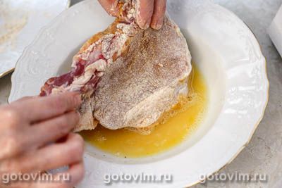 Свиная котлета на косточке в панировке, запеченная в духовке, Шаг 03