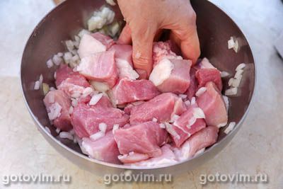 Шашлычки из свинины в духовке, запеченные с картофелем , Шаг 04