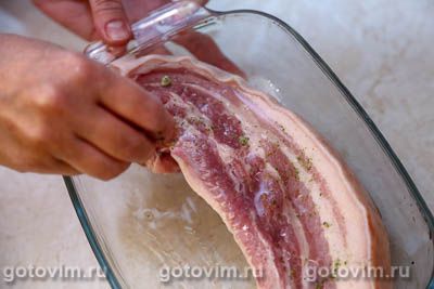 Свиная грудинка, запеченная в томатном маринаде, Шаг 02