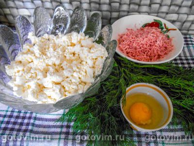 Несладкие сырники с укропом и колбасой, Шаг 01