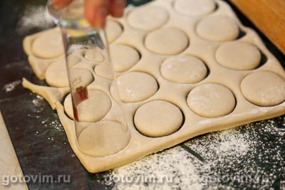 Тарталетки с красной икрой от luba5 Тарталетки из слоенного теста с красной икрой