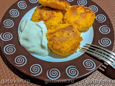 Тыквенные биточки с апельсином на овсяной и кукурузной муке