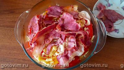 Тыква, запеченная в духовке кусочками с помидорами, беконом и вином , Шаг 09
