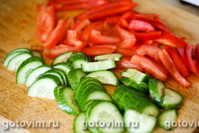 Тортильи с мясом, овощами и соусом из авокадо, Шаг 05