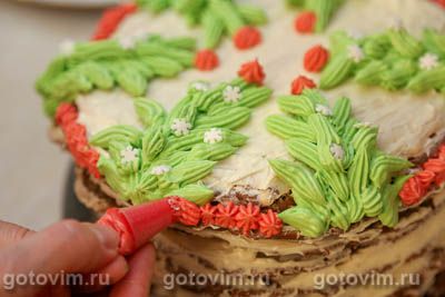 Новогодний торт с ореховым безе и кремом из маскарпоне, Шаг 16