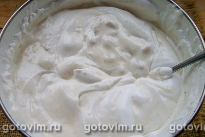 Желейный торт из печенья со сгущенкой без выпечки, Шаг 06