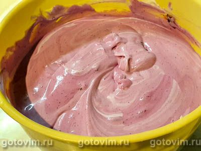 Творожный десерт со взбитыми сливками и черникой, Шаг 05
