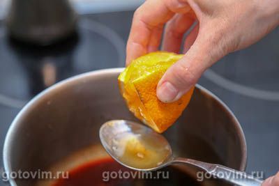 Утка, запеченная в рукаве с глазурью из соевого соуса с медом и апельсиновым соком, Шаг 06