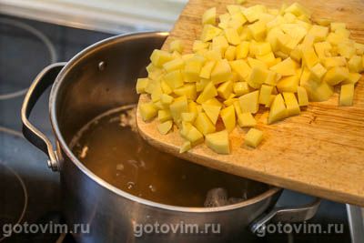 Куриный суп с картофелем и соленой черемшой, Шаг 02
