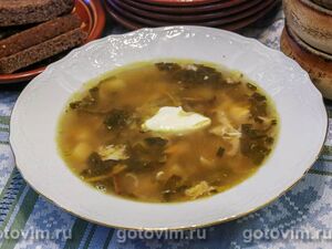 Куриный суп с картофелем и соленой черемшой