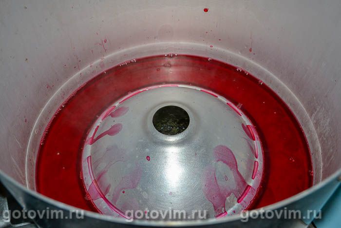     ,  05