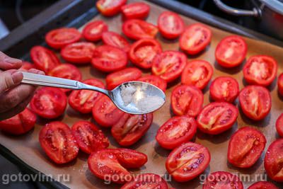 Вяленые помидоры в масле с перцем чили, Шаг 02
