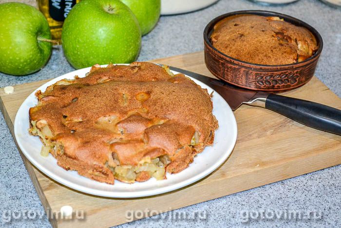 Яблочный пирог из цельнозерновой муки и йогурта (без сахара). Фотография рецепта