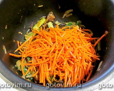 Закуска из сухих грибов шиитаке и корейской моркови в мультиварке, Шаг 07