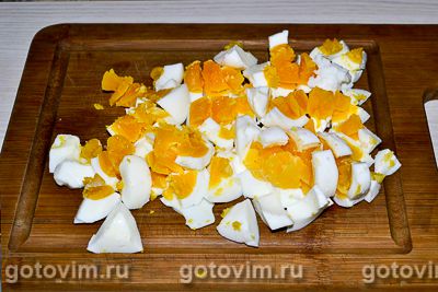 Заливной пирог на кефире с рисом, луком и яйцом, Шаг 05