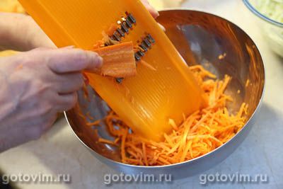 Запеканка из тертых кабачков и картофеля с сыром сулугуни, Шаг 03