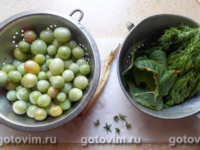 Соленые зеленые помидоры с хреном и укропом, Шаг 01