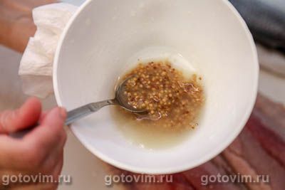 Рулет из сельди в горчичном маринаде, запеченный в духовке, Шаг 03