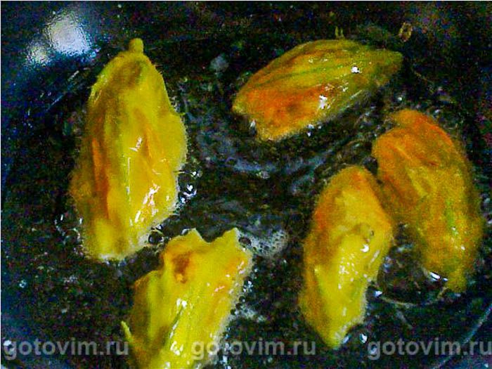     (Fiori di zucca),  06